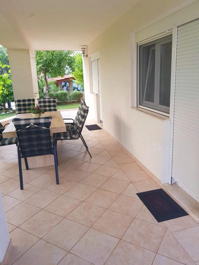 Apartmani Jureta Okrug Gornji Dış mekan fotoğraf