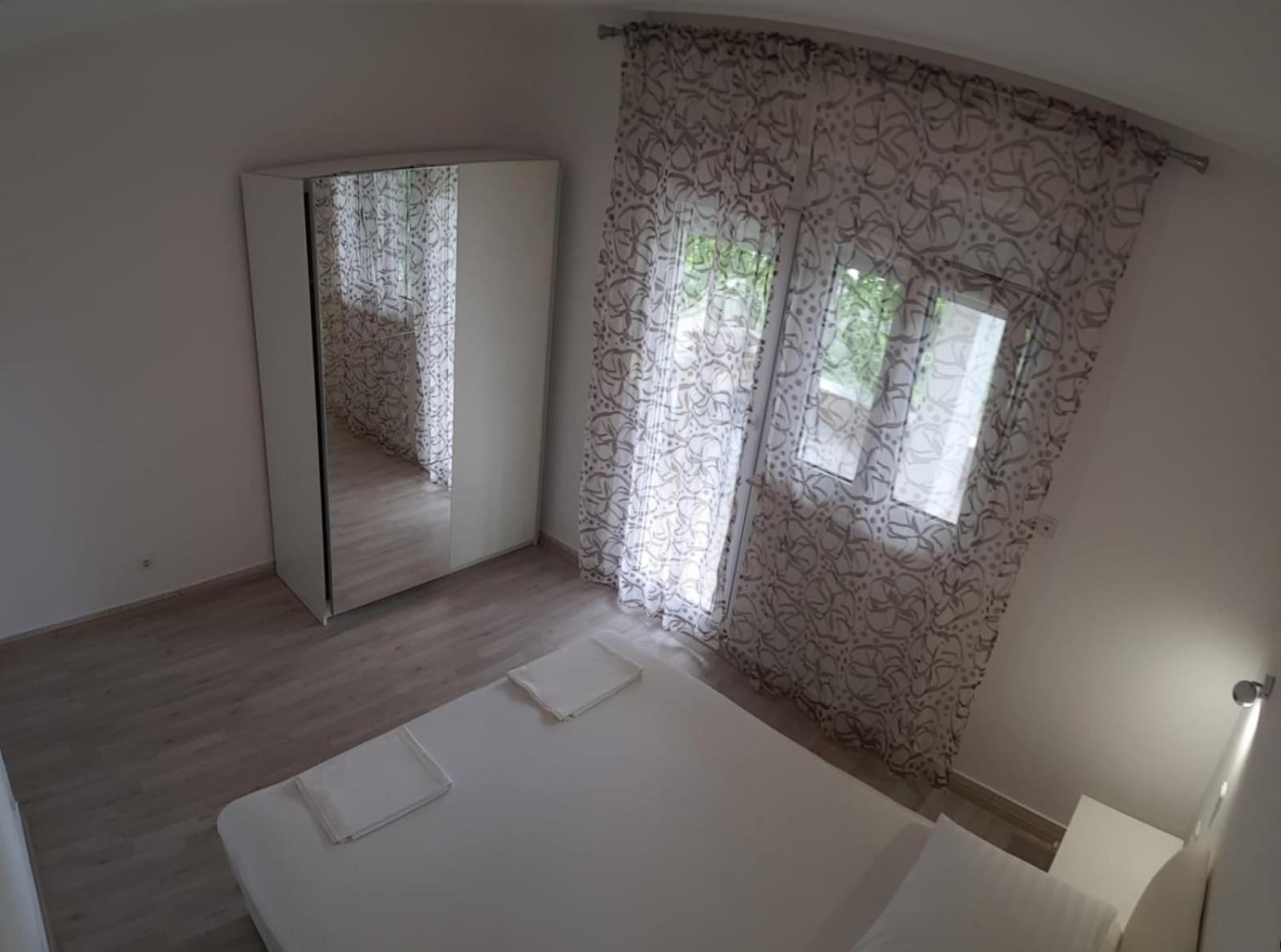 Apartmani Jureta Okrug Gornji Dış mekan fotoğraf