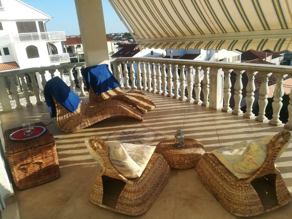 Apartmani Jureta Okrug Gornji Dış mekan fotoğraf